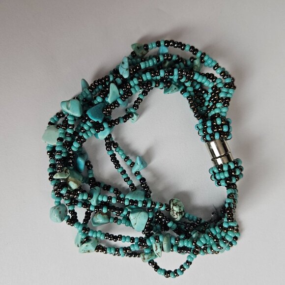 7" Turquoise Style Bead & Stone Bracelet w/ Magnetic Closure - Picture 11 of 12